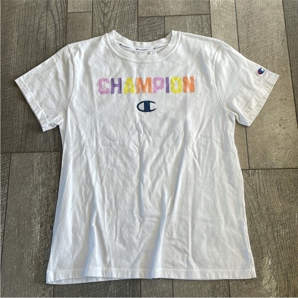 Champion Colorful Logo Athletic T-Shirt Size Medium. - Picture 6 of 6